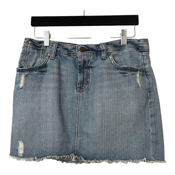 Ralph Lauren Polo Gigi Cotton Lightwash Distressed Denim Jean Skirt Women 8/29 - Picture 1 of 4